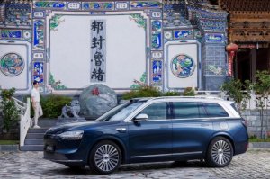 稳坐50万级销冠！问界M9重新定义豪华出行新标杆