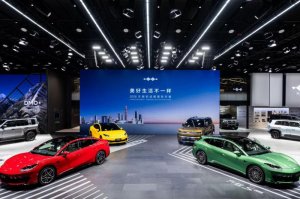 成都车展重磅！方程S系列内饰公开亮相，钛9全球首秀