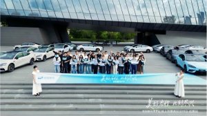 800V高压平台加持，吉利银河TT成都上市暨首批车主交付